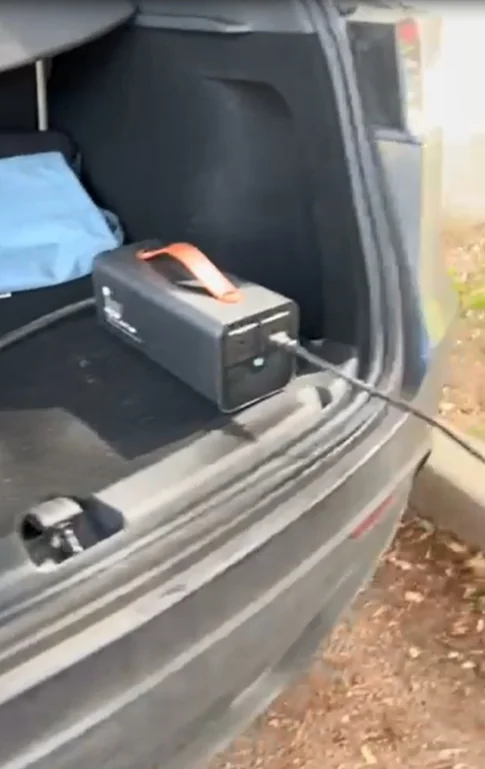 Tesla-V2L-Discharger-with-5-15-Socket-Model3:Y-5