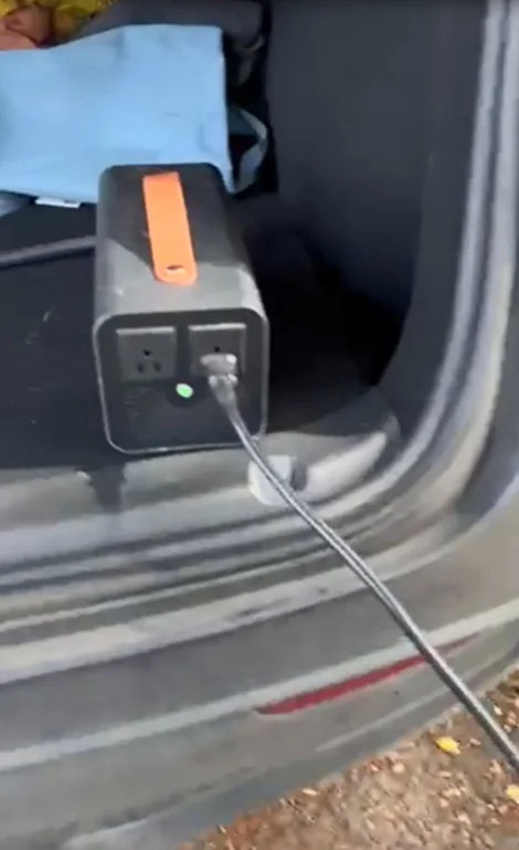 Tesla-V2L-Discharger-with-5-15-Socket-Model3:Y-6