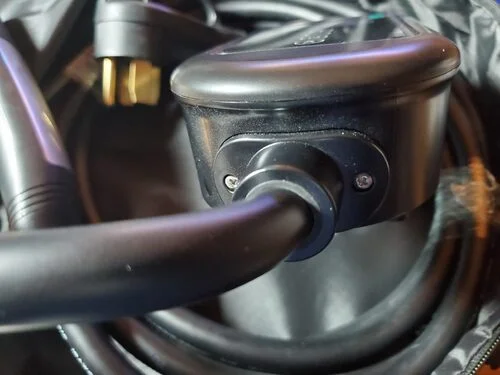 review-20251106032851-uJWger