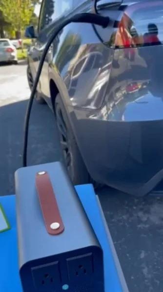 review-20251106063655-pNcnlN